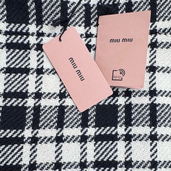 Miu Miu NWT Shetland Check Wool Mini Skirt Italy 40 – Retail $2240 - Picture 8 of 11